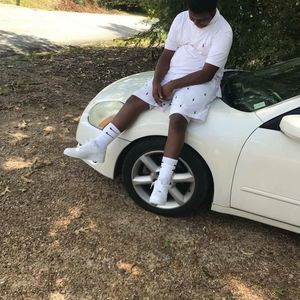 Meet your Posher, Antonia